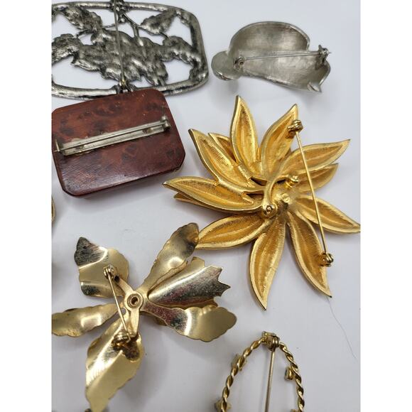 Vintage Brooch Lot of 14 Mixed Floral & Rhinestone Pins, Wear or Resell - Picture 10 of 12